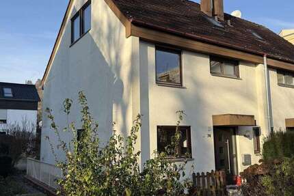 Haus zum Kaufen in Esslingen am Neckar 450.000 € 127 m² 5 zimmer