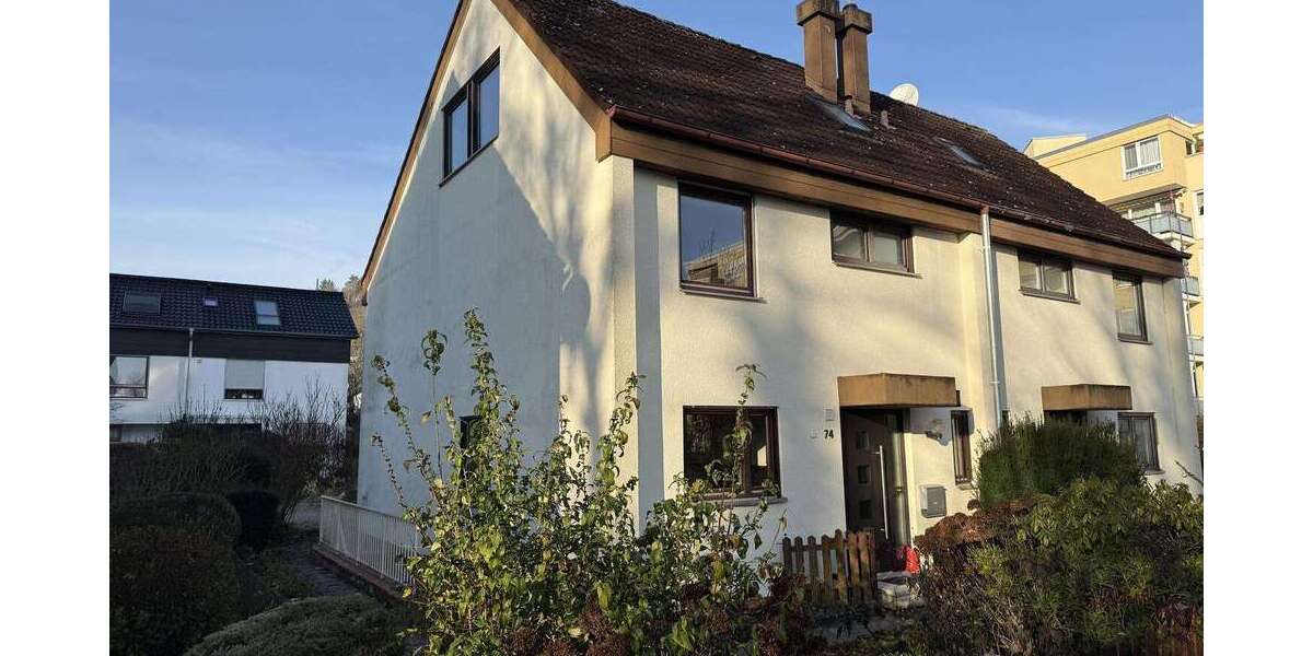 Haus zum Kaufen in Esslingen am Neckar 450.000 € 127 m² 5 zimmer