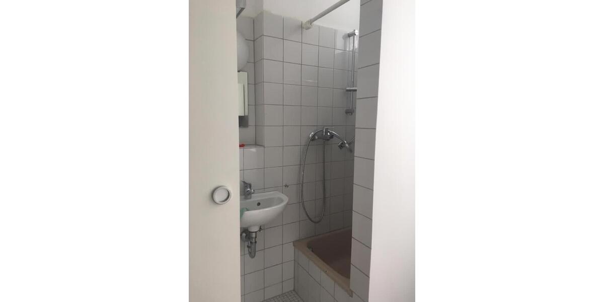 Etagenwohnung Stuttgart Stuttgart-Ost - 3 Zimmer, 65 m&sup2;, 299.000&euro; | Angebot:26387145
