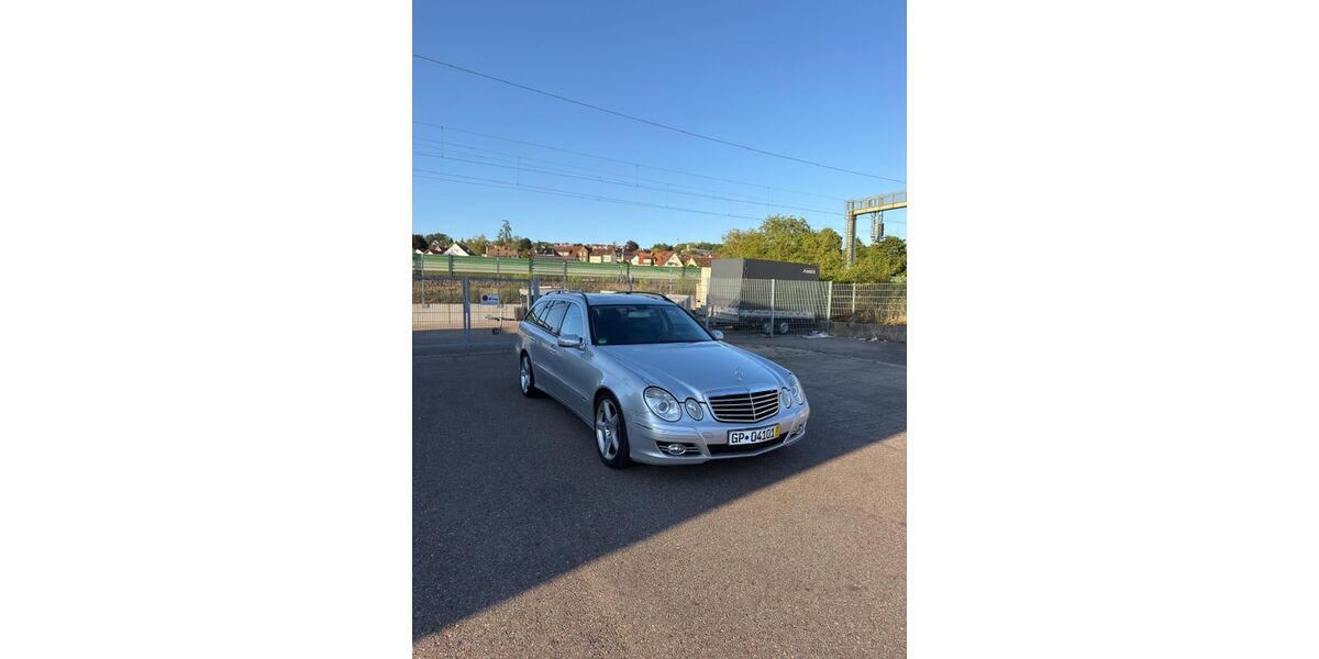 Mercedes-Benz E 320 233.650 km 5.500 &euro; Kirchheim Teck 73230