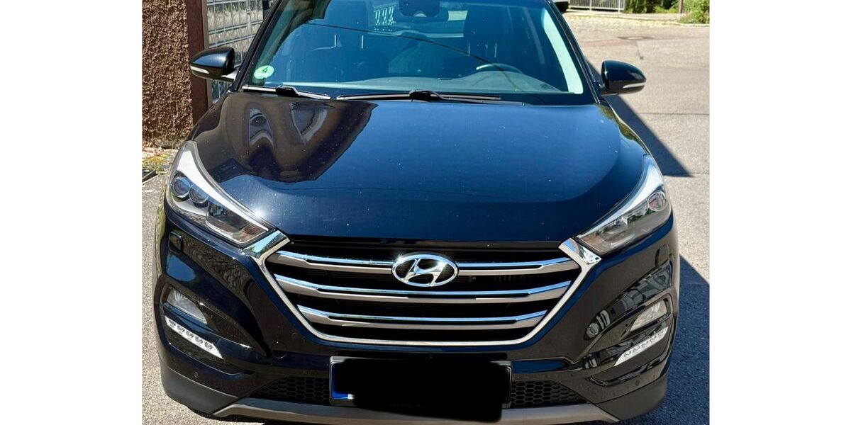 Hyundai TUCSON 102.000 km 14.000 &euro; Vaihingen an der Enz 71665