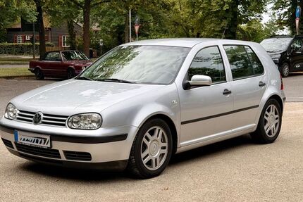 VW Golf 152.000 km 3.400 &euro; Esslingen 73728
