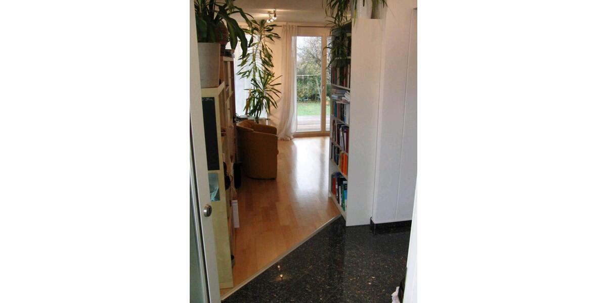 Hochparterre Stuttgart Degerloch - 3 Zimmer, 70 m&sup2;, 1.350&euro; | Angebot:26316447