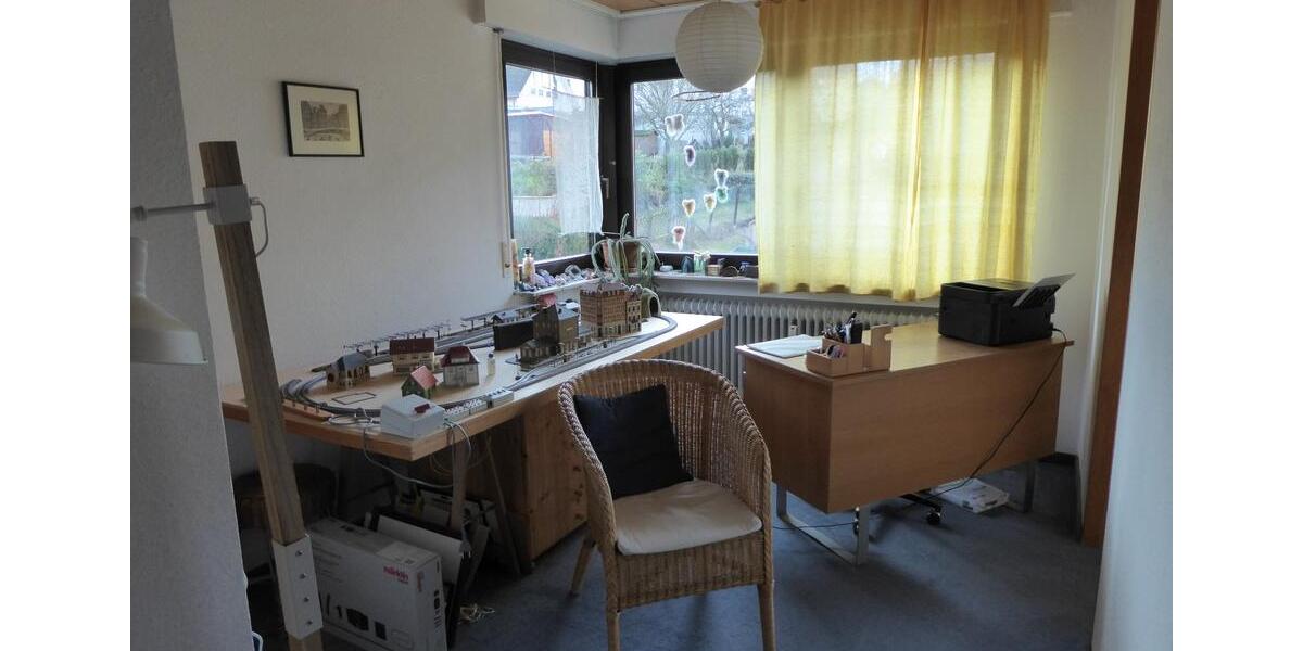 Etagenwohnung Ludwigsburg Hoheneck - 3.5 Zimmer, 77 m&sup2;, 264.000&euro; | Angebot:26088055