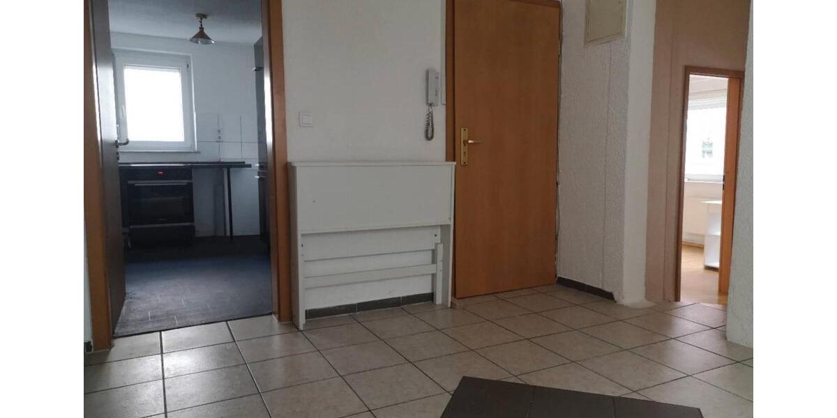 Etagenwohnung Stuttgart Zuffenhausen - 3.5 Zimmer, 90 m&sup2;, 1.050&euro; | Angebot:26136018