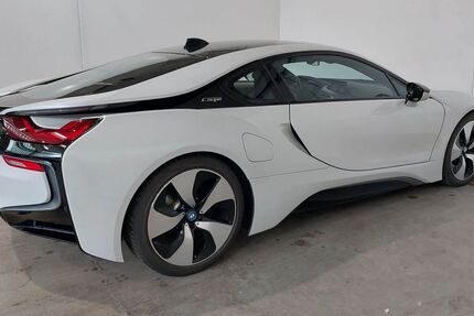 BMW i8 58.400 km 69.990 &euro; Stuttgart 70372