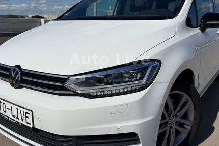 VW Touran 142.900 km 24.990 &euro; Stuttgart 70499