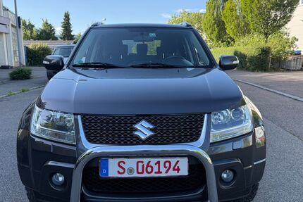 Suzuki Grand Vitara 163.000 km 7.499 &euro; Fellbach 70736