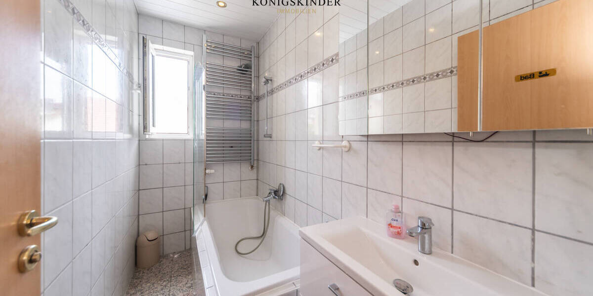 Mehrfamilienhaus, Wohnhaus Stuttgart / Zuffenhausen Zuffenhausen - 1 Zimmer, 330 m&sup2;, 1.299.000&euro; | Angebot:25683088