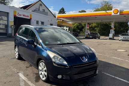 Peugeot 5008 211.500 km 4.950 &euro; Stuttgart 70567