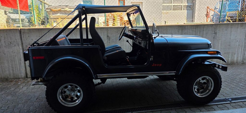 Jeep CJ 37.095 km 32.000 &euro; Murr 71711
