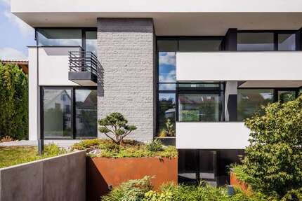 Haus Stuttgart Degerloch - 6 Zimmer, 336 m&sup2;, 3.990.000&euro; | Angebot:26596243