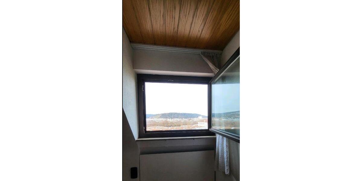 Dachgeschoßwohnung Stuttgart Hedelfingen - 3 Zimmer, 59 m&sup2;, 800&euro; | Angebot:26295452