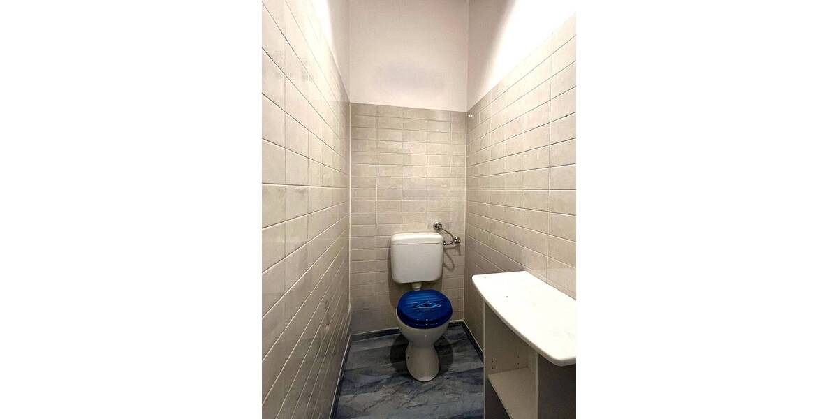 Helle Gewerbeeinheit in Heumaden - ideal für Praxis oder Dienstleistung zimmer