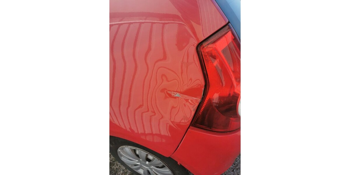 Dacia Sandero 123.400 km 1.190 &euro; Backnang 71522