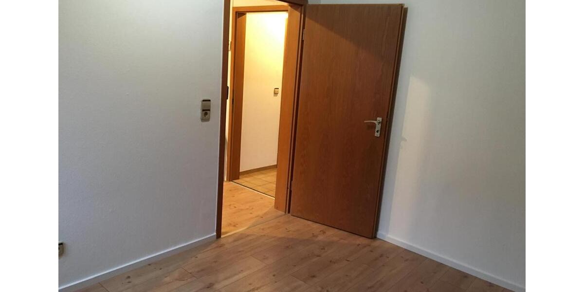 Dachgeschoßwohnung Stuttgart Vaihingen - 2 Zimmer, 45 m&sup2;, 790&euro; | Angebot:26593050