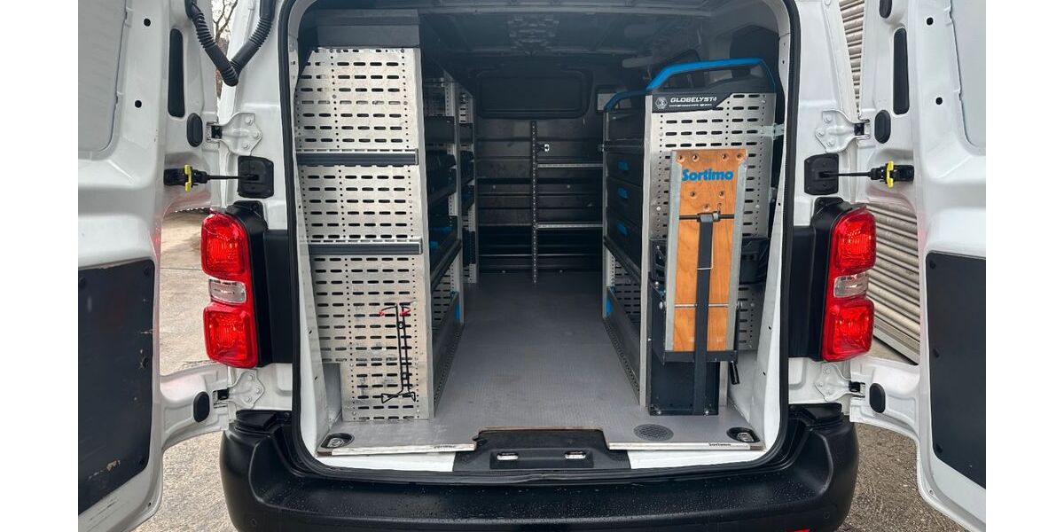 Opel Vivaro 65.696 km 18.400 &euro; Sindelfingen 71065