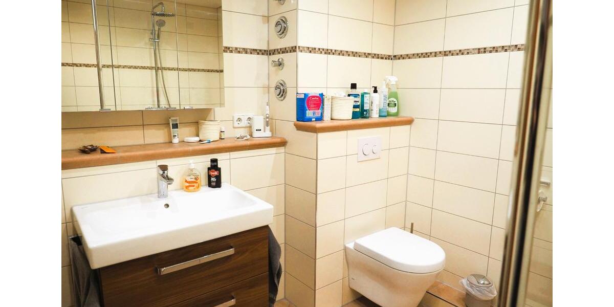 Etagenwohnung Kirchheim unter Teck - 3.5 Zimmer, 82 m&sup2;, 297.000&euro; | Angebot:26635673