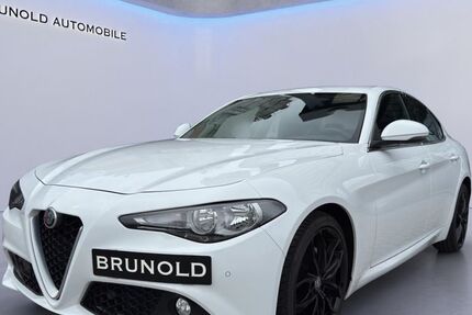 Alfa Romeo Giulia 109.500 km 18.900 € Stuttgart 70565