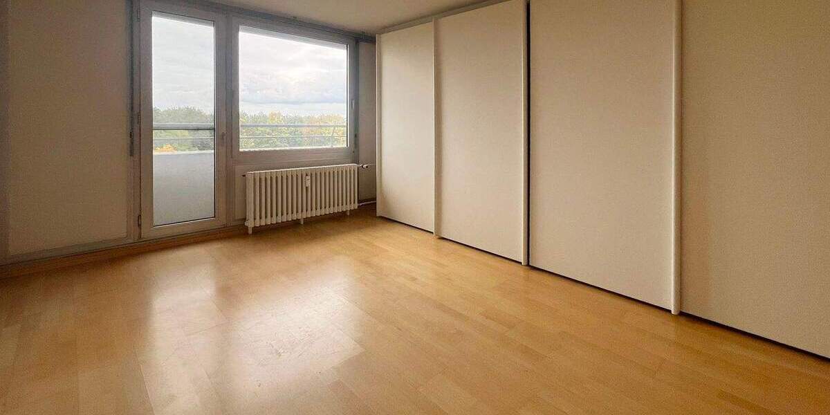 Etagenwohnung Stuttgart Asemwald - 3 Zimmer, 89 m&sup2;, 270.000&euro; | Angebot:24041405