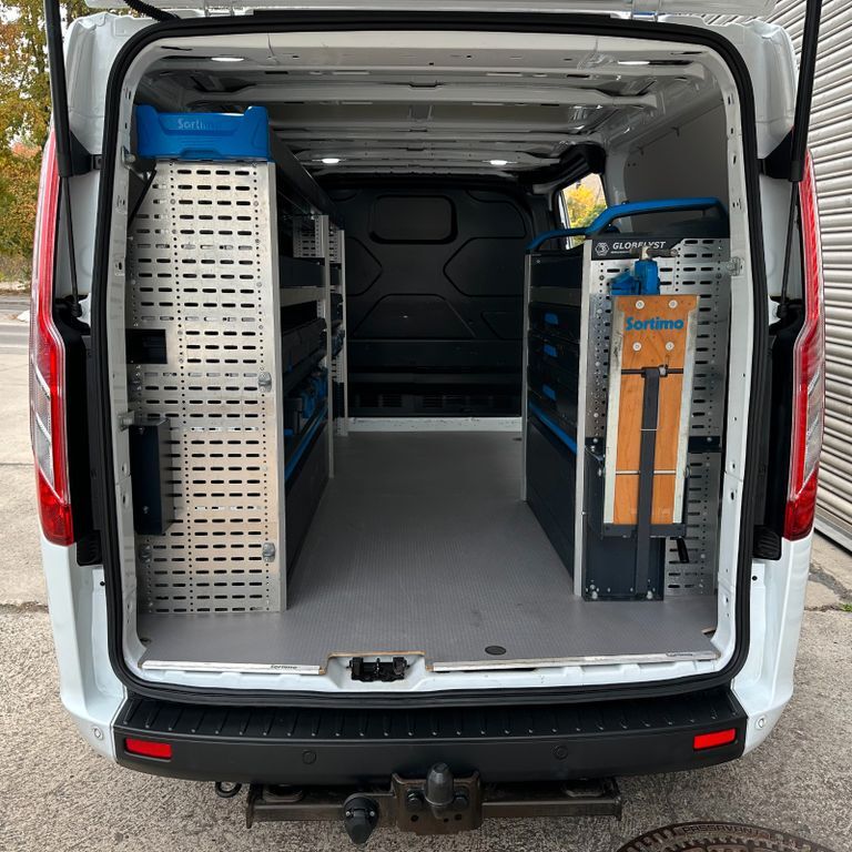 Ford Transit Custom 84.354 km 20.400 € Sindelfingen 71065