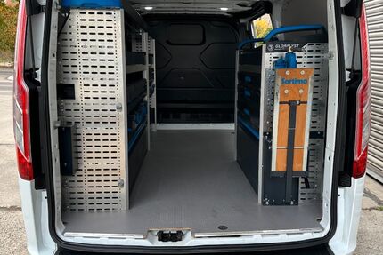 Ford Transit Custom 84.354 km 20.900 € Sindelfingen 71065