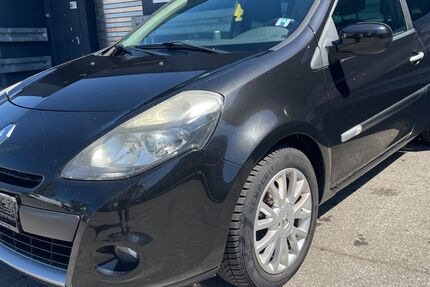 Renault Clio 192.000 km 1.990 &euro; Asperg / Stuttgart 71679