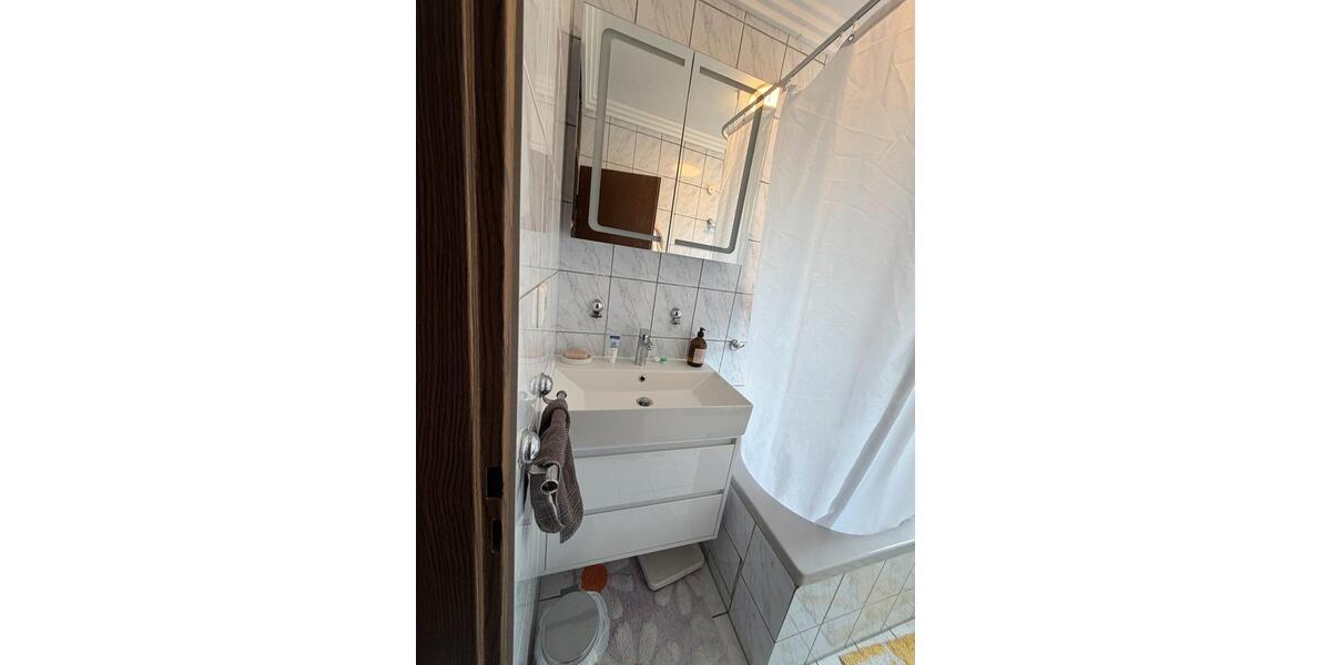 Etagenwohnung Kirchheim unter Teck - 4 Zimmer, 92 m&sup2;, 299.000&euro; | Angebot:26639908