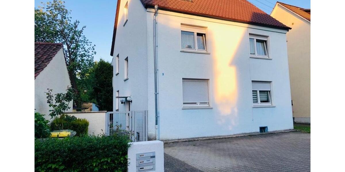 Mehrfamilienhaus in Kornwestheim FREISTEHEND MIT GARTEN 8 zimmer