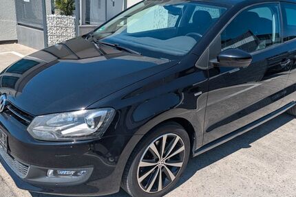 VW Polo 128.000 km 6.300 &euro; Freiberg a. Neckar 71691