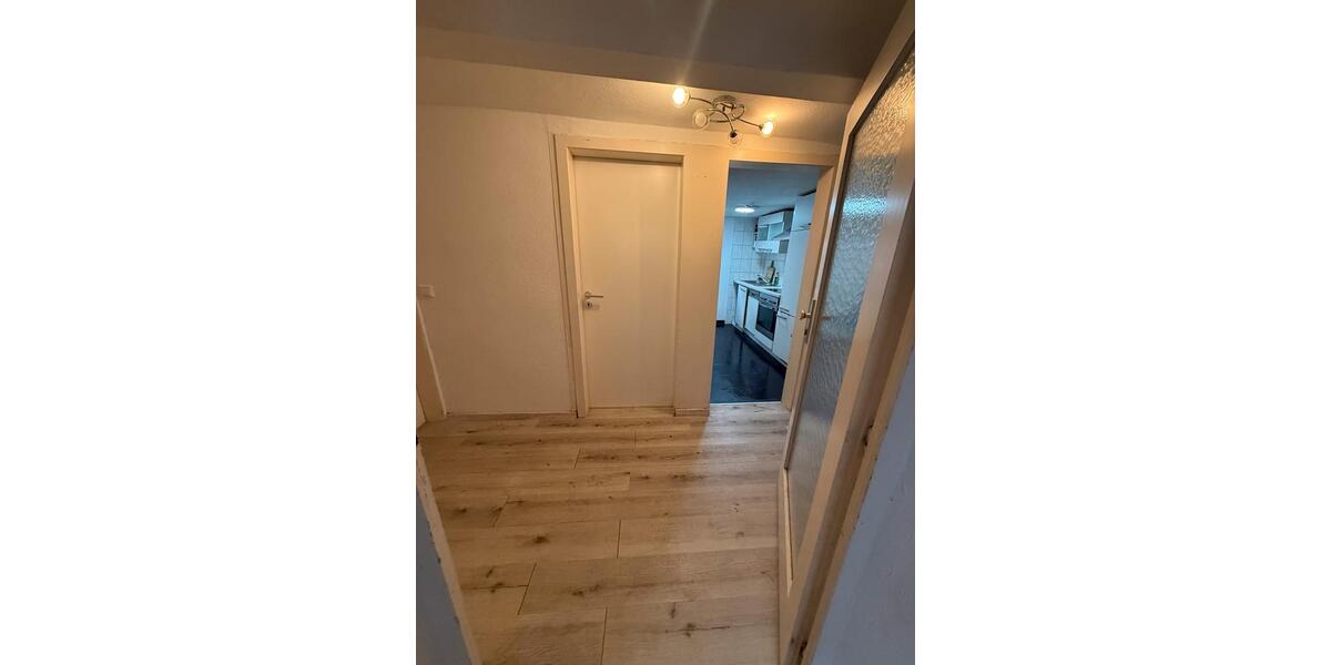 Etagenwohnung Metzingen - 2 Zimmer, 84 m&sup2;, 600&euro; | Angebot:26023488