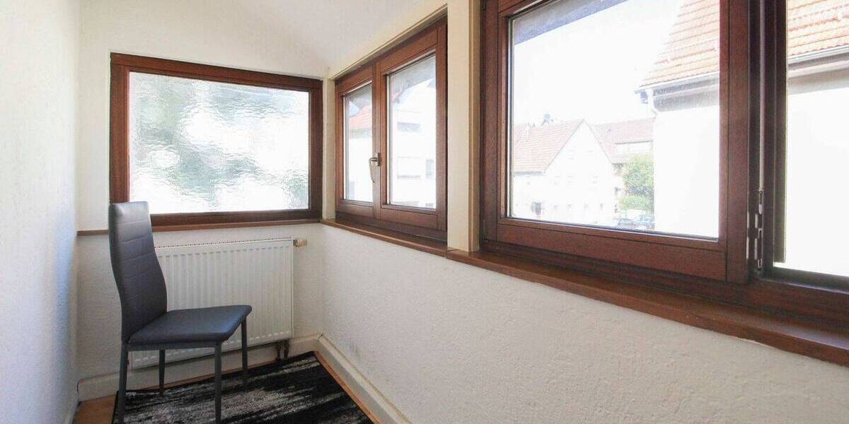 Doppelhaushälfte Stuttgart Weilimdorf - 7 Zimmer, 170 m&sup2;, 449.000&euro; | Angebot:26418230