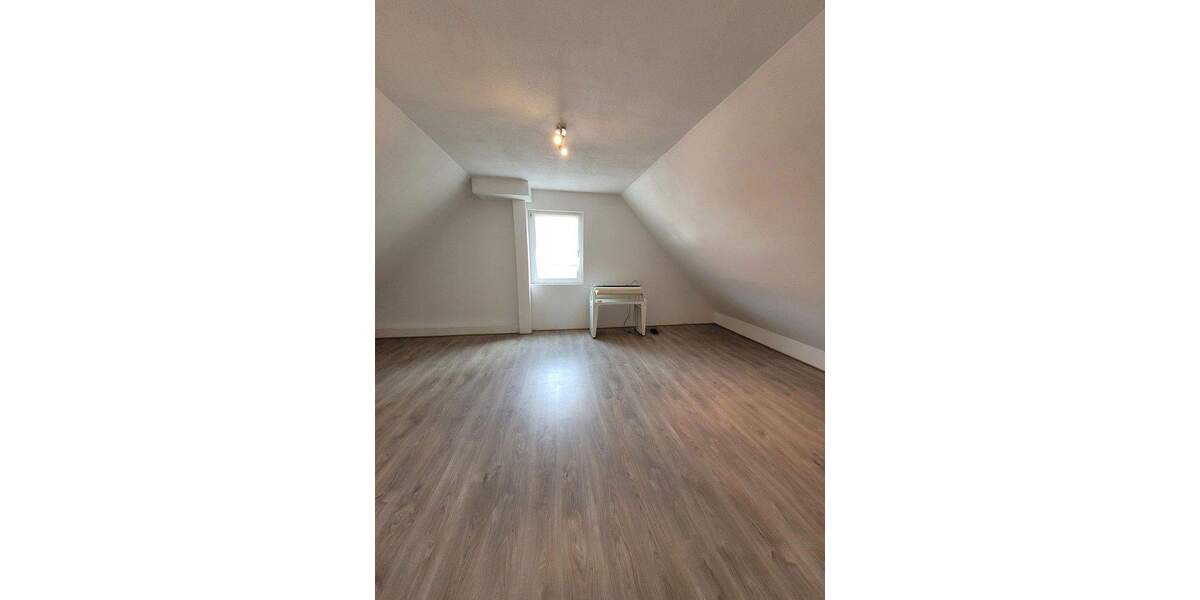 Mehrfamilienhaus, Wohnhaus Ostfildern Scharnhausen - 7 Zimmer, 291 m&sup2;, 990.000&euro; | Angebot:25724178