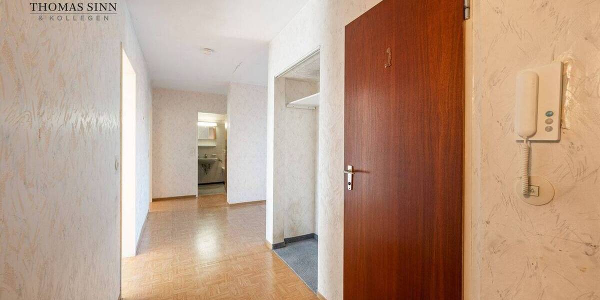 Modernisierungsbedürftige 3,5 Zimmer Wohnung mit schönem Blick ins Grüne - Sofort frei! 3 zimmer