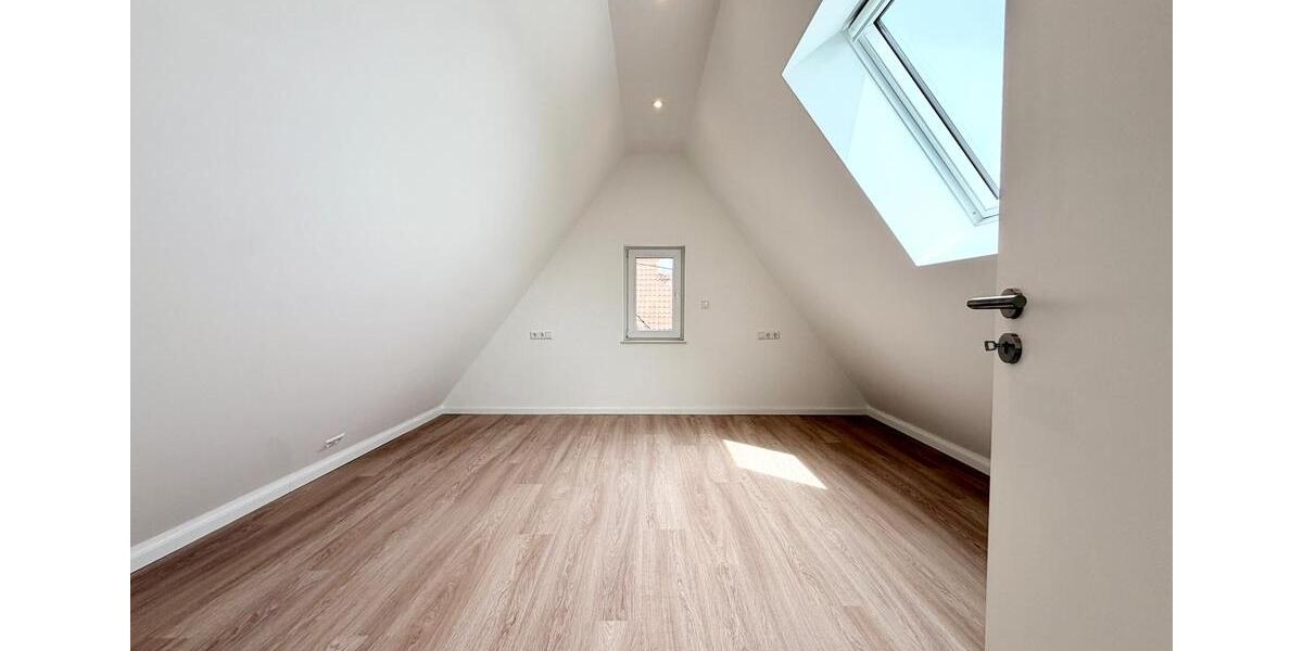 Dachgeschoßwohnung Kernen im Remstal - 4.5 Zimmer, 100 m&sup2;, 1.980&euro; | Angebot:26611006