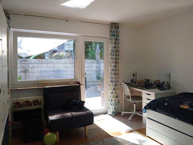 Außergewöhnliches Wohnambiente! Terrassenwohnung in Dreifamilienhaus mit Doppelgarage! 4 zimmer