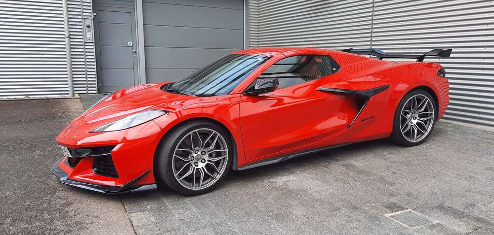 Corvette Z06 3.900 km 179.500 &euro; Großbettlingen 72663