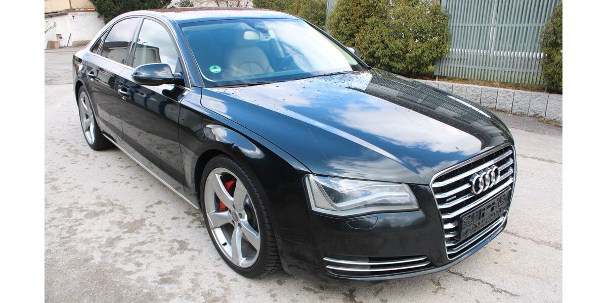 Audi A8 270.000 km 14.800 &euro; Weil im Schönbuch 71093