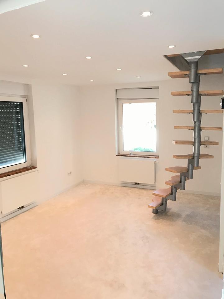 Hochwertiges Eckhaus mit Einbauküche, Kamin, Klimaanlage, Smart