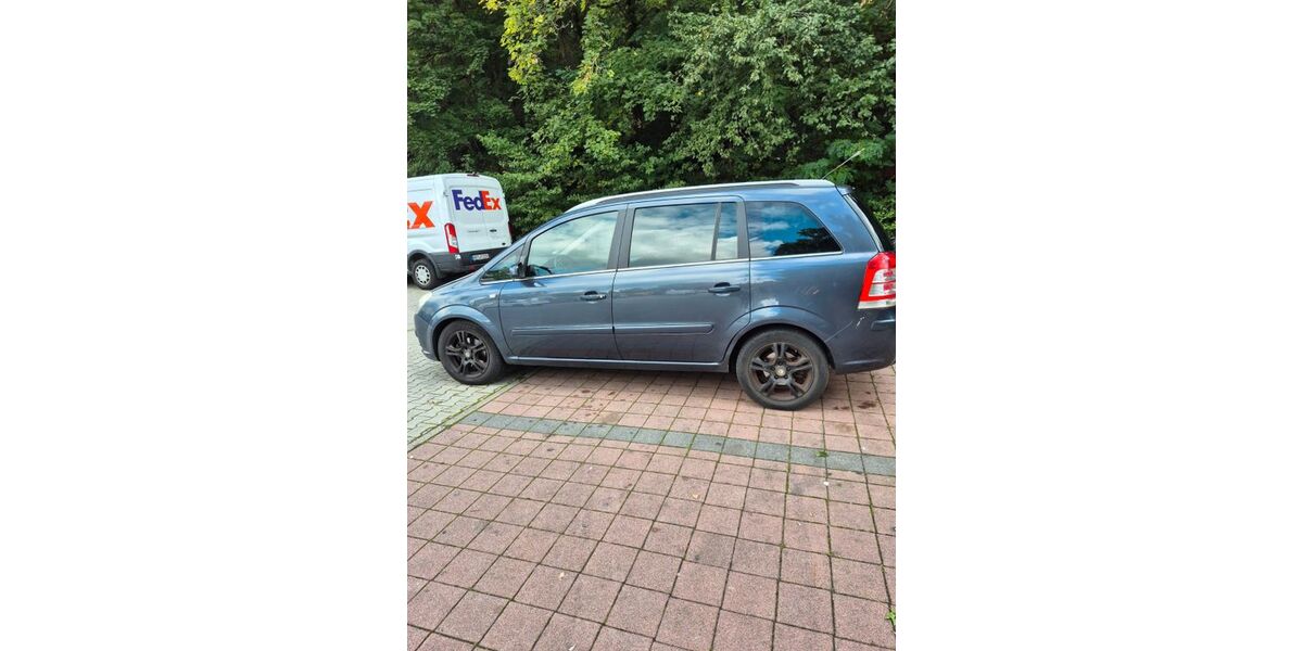 Opel Zafira 220.000 km 1.000 &euro; Stuttgart 70569
