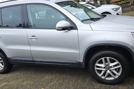 VW Tiguan 123.898 km 6.700 € Schorndorf 73614