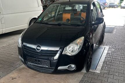 Opel Agila