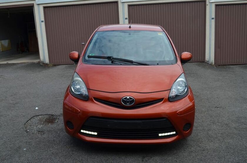 Aygo (X)