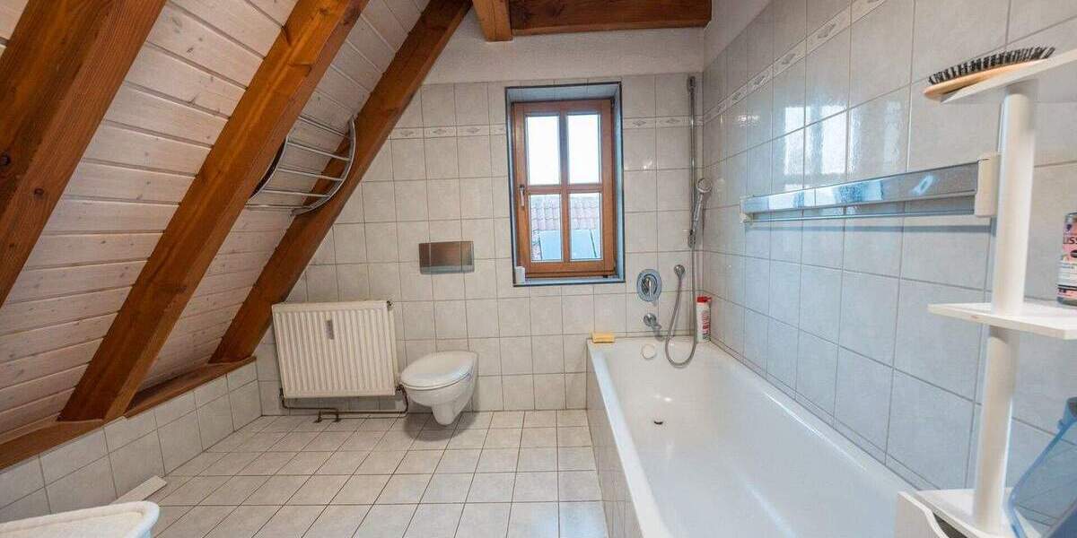 Etagenwohnung Leutenbach-Heidenhof Weiler zum Stein - 4 Zimmer, 79 m&sup2;, 269.000&euro; | Angebot:24558012