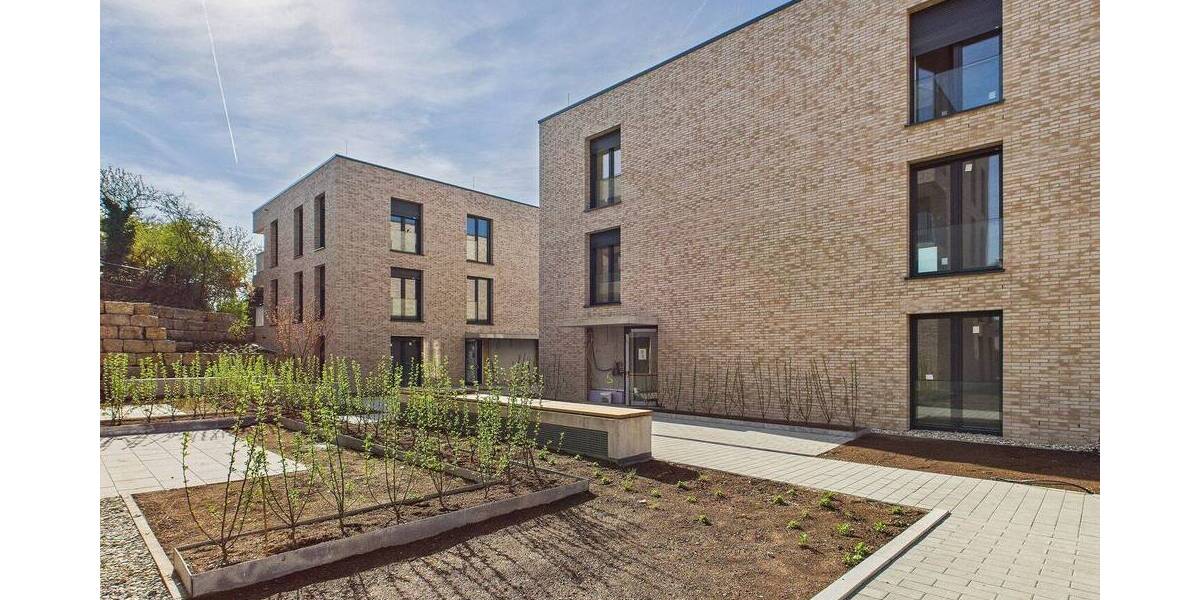 Etagenwohnung Sindelfingen Ost - 2 Zimmer, 71 m&sup2;, 1.320&euro; | Angebot:24029477