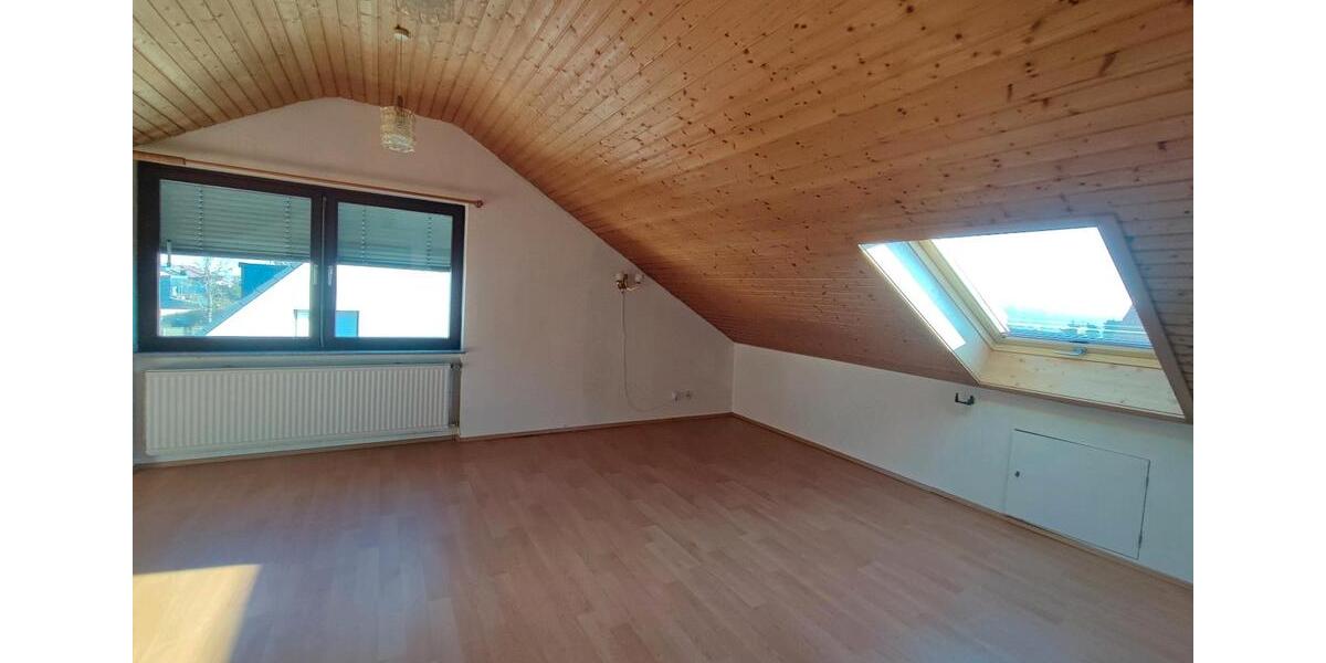 Doppelhaushälfte Leonberg - 6 Zimmer, 146 m&sup2;, 500.000&euro; | Angebot:27244479