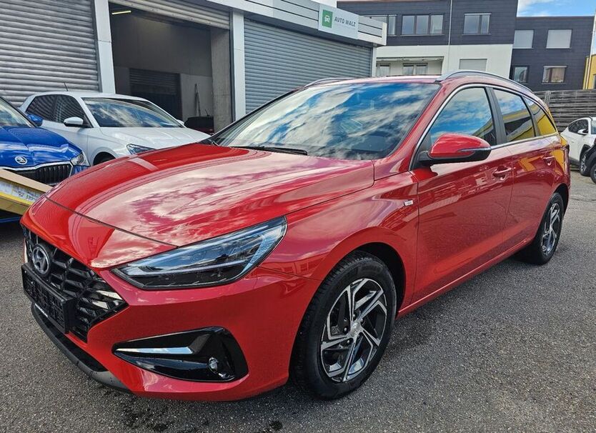 i30