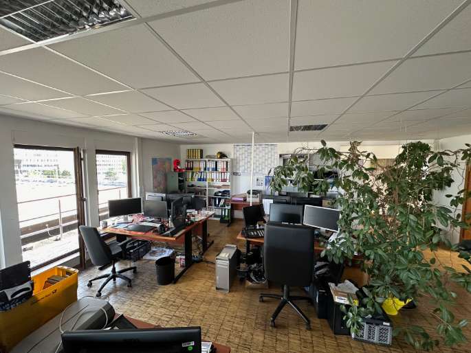 Gewerbeobjekt Ostfildern - 2.700&euro; | Angebot:27138229