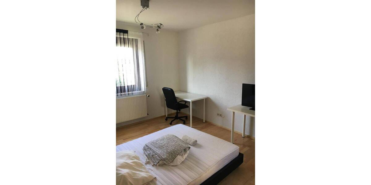 Etagenwohnung Stuttgart Zuffenhausen - 3 Zimmer, 92 m&sup2;, 299.000&euro; | Angebot:26875685