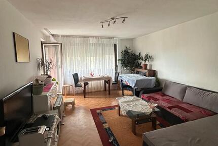 Wohnung Metzingen - 2 Zimmer, 13 m&sup2;, 300&euro; | Angebot:26039066